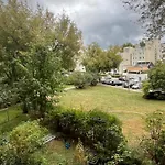 Apartament- Metro Trocka