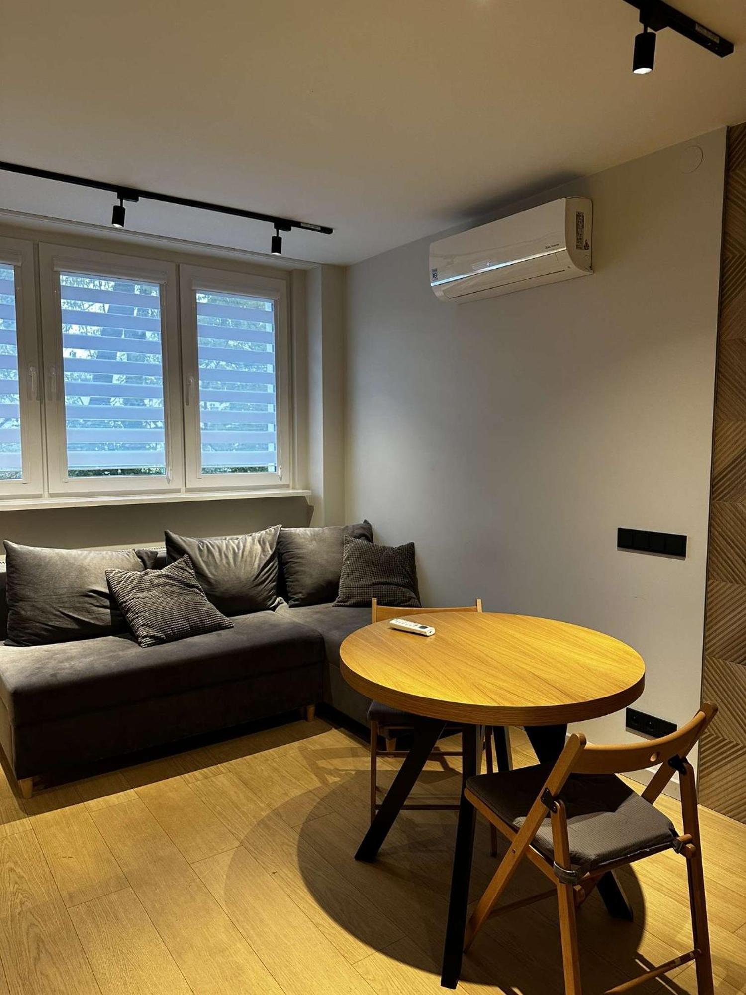 Apartament Apartament- Metro Trocka Warszawa